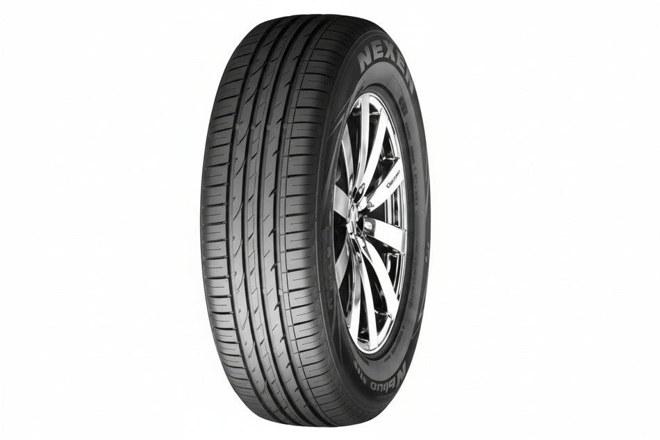 215/60R17 NEXEN 96H NP CX