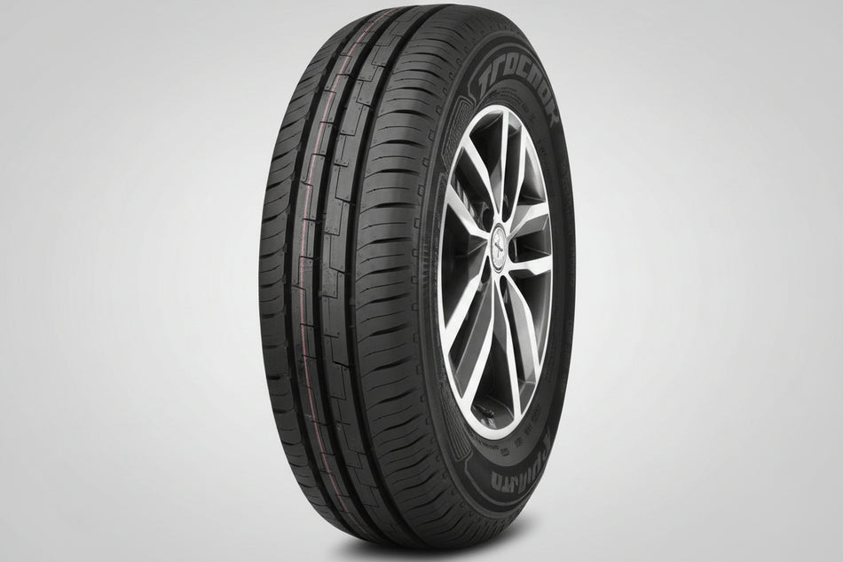 225/55R17C TRACMAX 109/107H  X-PRIVILO RF19