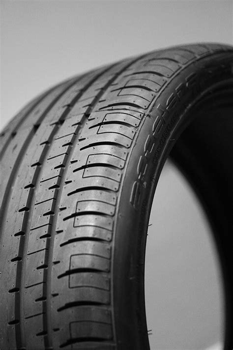 235/45R19 MAZZINI 99Y XL SPEED SHADAOW-V7